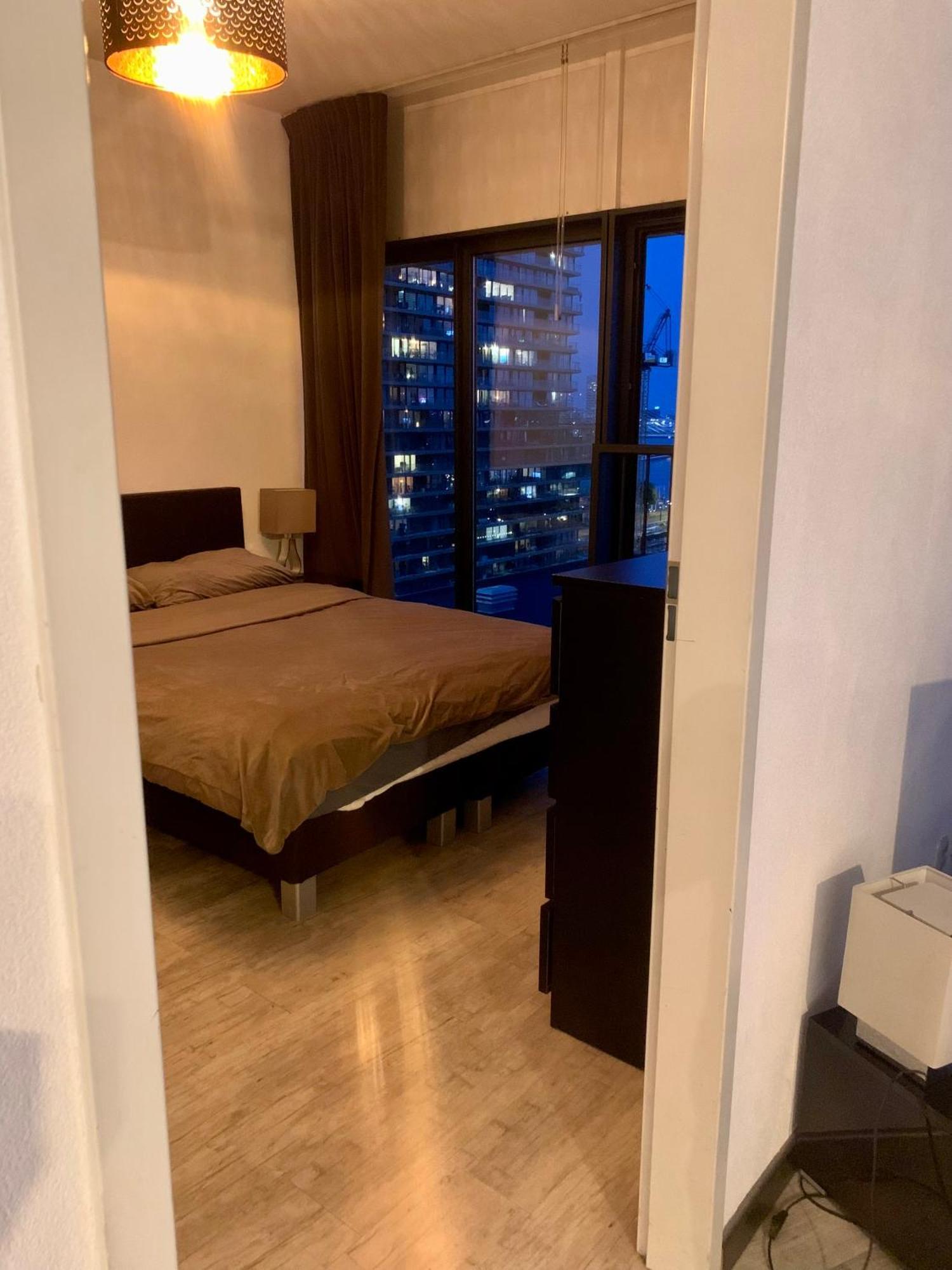 Beautiful Apt Free Parking Lägenhet Rotterdam Exteriör bild